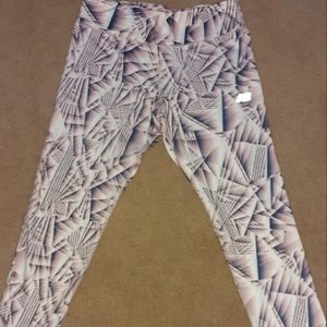 New balance 10/12 athletic leggings.